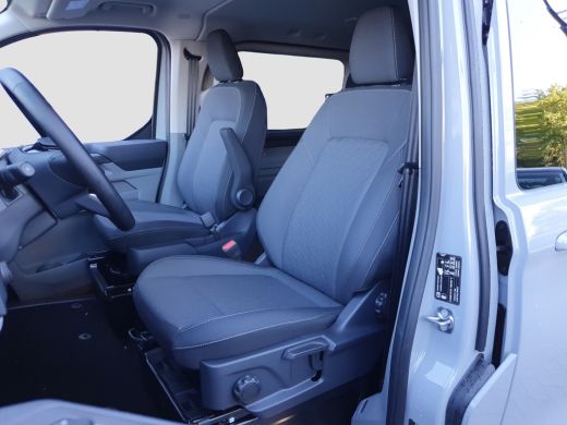 Ford Transit Custom 320 2.5 PHEV L2H1 Limited DC | Dubbele schuifdeur | Trekhaak | Stoel- en Stuurverwarming | 17 inc... ActivLease financial lease
