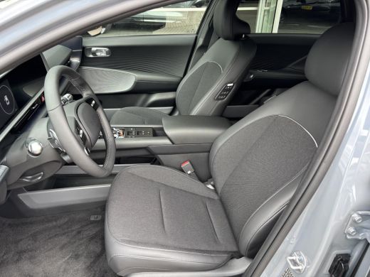 Hyundai IONIQ 6 Business 77.4 kWh | Uit voorraad leverbaar | BOSE audiosysteem | Stoelverwarming V+A | Adaptive C... ActivLease financial lease