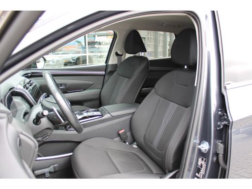 Hyundai Tucson 1.6 T-GDI PHEV Comfort Smart 4WD | Trekhaak | Parkeersensoren voor en achter | Camera | | Achterb... ActivLease financial lease