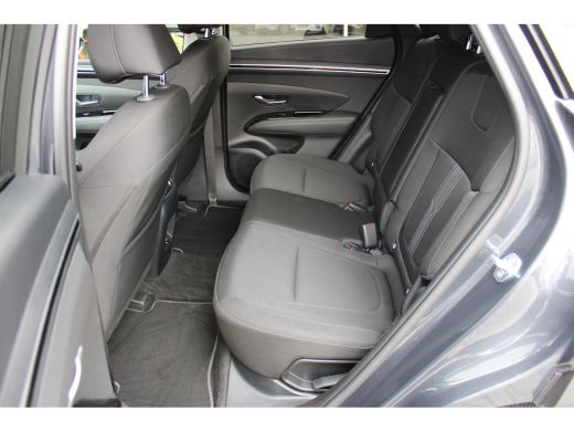 Hyundai Tucson 1.6 T-GDI PHEV Comfort Smart 4WD | Trekhaak | Parkeersensoren voor en achter | Camera | | Achterb... ActivLease financial lease