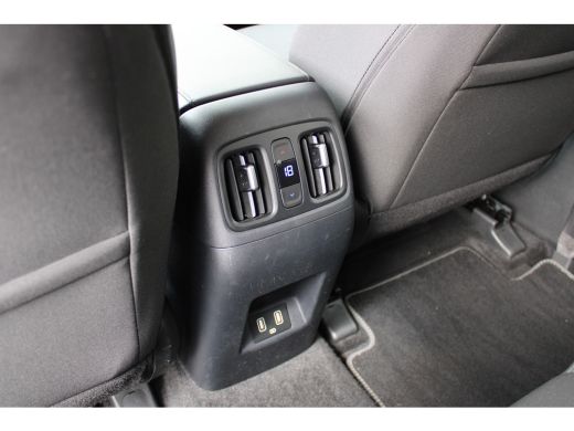 Hyundai Tucson 1.6 T-GDI PHEV Comfort Smart 4WD | Trekhaak | Parkeersensoren voor en achter | Camera | | Achterb... ActivLease financial lease