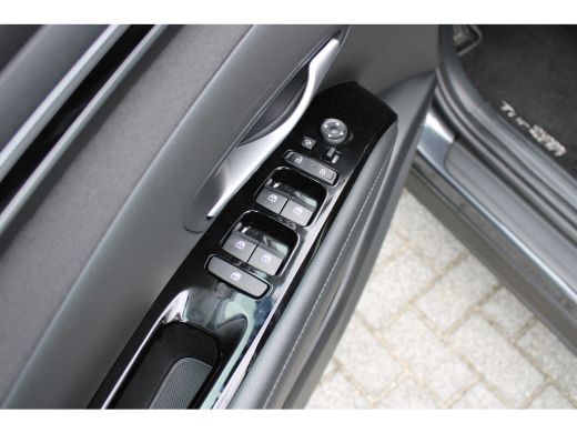 Hyundai Tucson 1.6 T-GDI PHEV Comfort Smart 4WD | Trekhaak | Parkeersensoren voor en achter | Camera | | Achterb... ActivLease financial lease