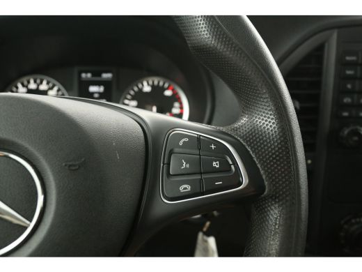 Mercedes-Benz Vito 111 CDI Lang Airco | Cruise | Camera | Navigatie | Parkeersensoren | Imperiaal | Trekhaak ActivLease financial lease