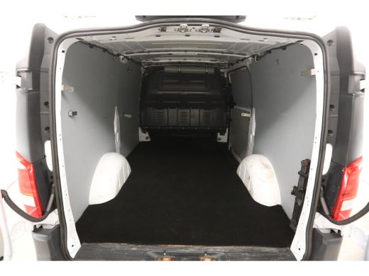 Mercedes-Benz Vito 111 CDI Lang Airco | Cruise | Camera | Navigatie | Parkeersensoren | Imperiaal | Trekhaak ActivLease financial lease