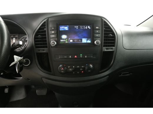 Mercedes-Benz Vito 114 CDI Lang Automaat Airco Camera Cruise Carplay LED Navi Trekhaak 3 Persoons 2xSchuifdeur 18"LM... ActivLease financial lease