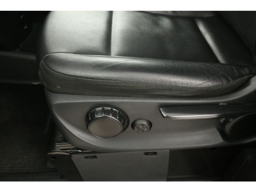 Mercedes-Benz Vito 114 CDI Lang Automaat Airco Camera Cruise Carplay LED Navi Trekhaak 3 Persoons 2xSchuifdeur 18"LM... ActivLease financial lease
