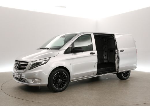 Mercedes-Benz Vito 114 CDI Lang Automaat Airco Camera Cruise Carplay LED Navi Trekhaak 3 Persoons 2xSchuifdeur 18"LM... ActivLease financial lease
