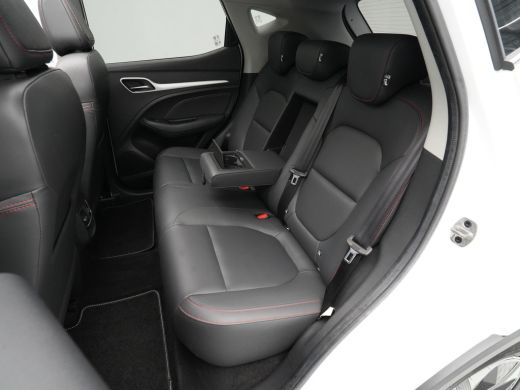 MG ZS EV EV Standard Range Luxury 50 kWh Navigatie 360 Camera Panoramadak Acc Pdc 310 ActivLease financial lease