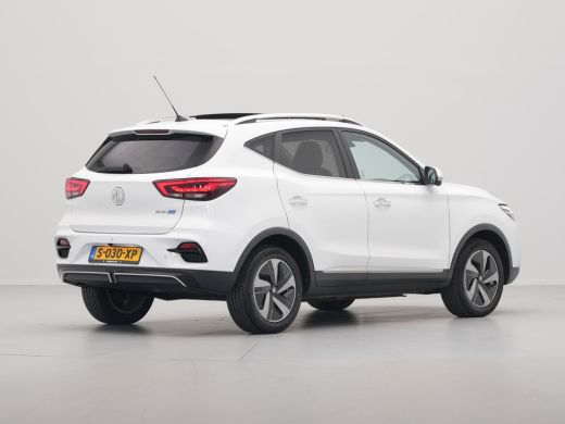 MG ZS EV EV Standard Range Luxury 50 kWh Navigatie 360 Camera Panoramadak Acc Pdc 310 ActivLease financial lease