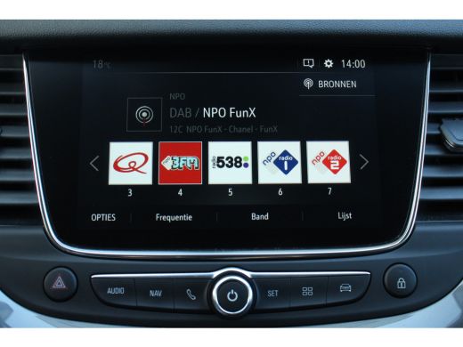 Opel Grandland X 1.2 Turbo Business Executive | AGR Stoel | Camera | LED | PDC V&A | BLIS | Navigatie | 17" LMV | ... ActivLease financial lease