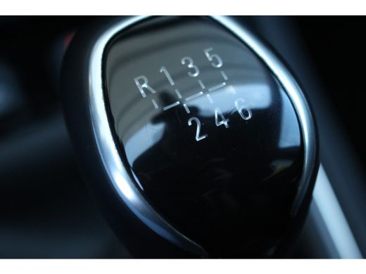Opel Grandland X 1.2 Turbo Business Executive | AGR Stoel | Camera | LED | PDC V&A | BLIS | Navigatie | 17" LMV | ... ActivLease financial lease