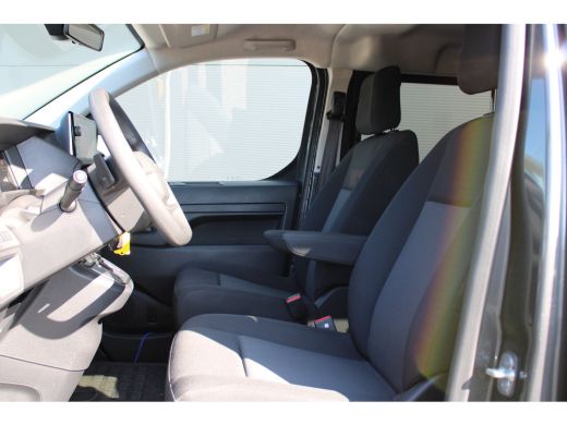 Opel Vivaro 2.0 Diesel 180 S&S L3 DC | Navi By App | Camera | Trekhaak | All Season | Glaslookpanelen | LMV |... ActivLease financial lease