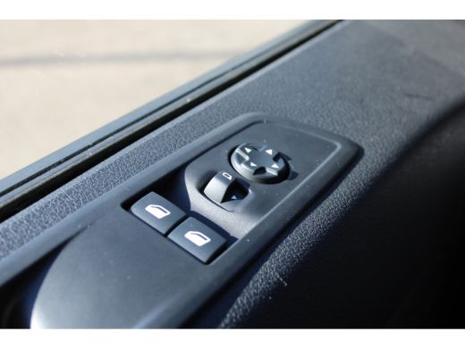 Opel Vivaro 2.0 Diesel 180 S&S L3 DC | Navi By App | Camera | Trekhaak | All Season | Glaslookpanelen | LMV |... ActivLease financial lease