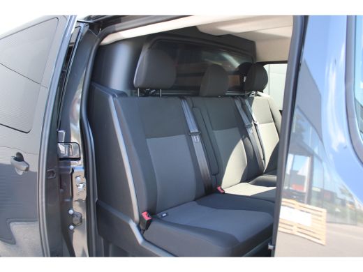 Opel Vivaro 2.0 Diesel 180 S&S L3 DC | Navi By App | Camera | Trekhaak | All Season | Glaslookpanelen | LMV |... ActivLease financial lease