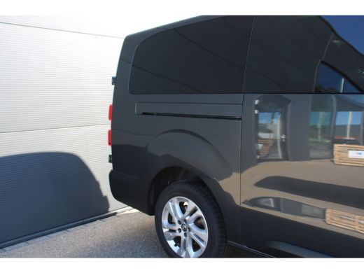 Opel Vivaro 2.0 Diesel 180 S&S L3 DC | Navi By App | Camera | Trekhaak | All Season | Glaslookpanelen | LMV |... ActivLease financial lease