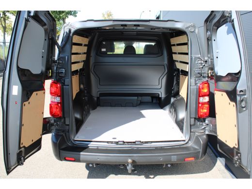 Opel Vivaro 2.0 Diesel 180 S&S L3 DC | Navi By App | Camera | Trekhaak | All Season | Glaslookpanelen | LMV |... ActivLease financial lease