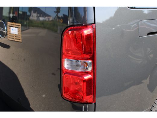 Opel Vivaro 2.0 Diesel 180 S&S L3 DC | Navi By App | Camera | Trekhaak | All Season | Glaslookpanelen | LMV |... ActivLease financial lease