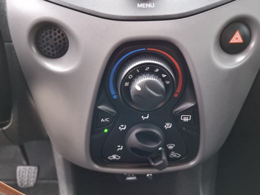 Peugeot 108 1.0 e-VTi Active | Airco | Bluetooth telefoonvoorbereiding | Centrale deurvergrendeling met afsta... ActivLease financial lease