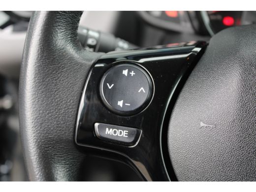 Peugeot 108 1.0 e-VTi Allure | Achterruit verduisterd | Achteruitrijcamera | Achteruitrijcamera met 180° Area... ActivLease financial lease