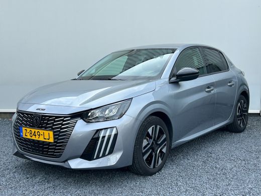 Peugeot 208 1.2 PureTech 100 Allure | Achteruitrijcamera | Apple Carplay/Android Auto | Navigatiesysteem full... Peugeot 208 1.2 PureTech 100 Allure | Achteruitrijcamera | Apple Carplay/Android Auto | Navigatiesysteem full...