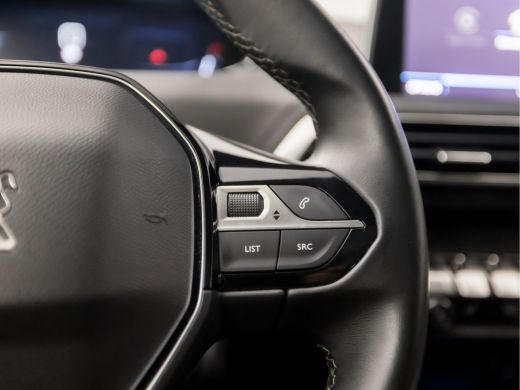 Peugeot 3008 1.2 PureTech Premium Sport (PANORAMADAK, APPLE CARPLAY, MEMORY SEATS, STOELVERWARMING, LEDER, FOC... ActivLease financial lease