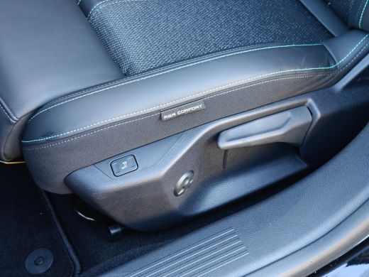 Peugeot 308 1.6 Plug-in Hybrid 180 Allure Avantage | 7,4 kW lader | Achteruitrijcamera | Apple Carplay/Androi... ActivLease financial lease