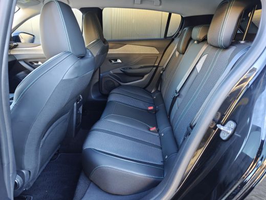 Peugeot 308 1.6 Plug-in Hybrid 180 Allure Avantage | 7,4 kW lader | Achteruitrijcamera | Apple Carplay/Androi... ActivLease financial lease