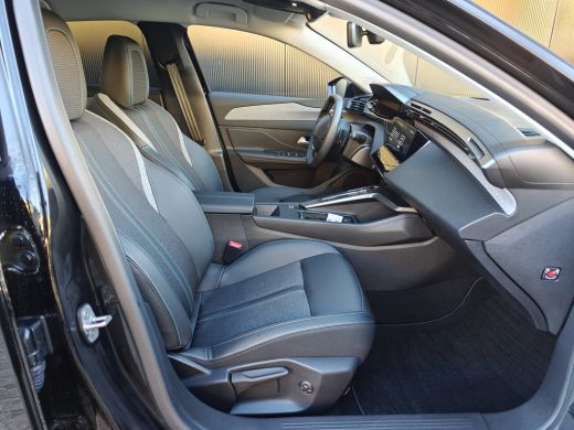 Peugeot 308 1.6 Plug-in Hybrid 180 Allure Avantage | 7,4 kW lader | Achteruitrijcamera | Apple Carplay/Androi... ActivLease financial lease