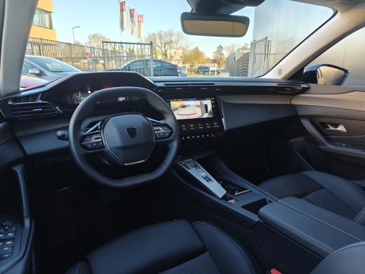 Peugeot 308 1.6 Plug-in Hybrid 180 Allure Avantage | 7,4 kW lader | Achteruitrijcamera | Apple Carplay/Androi... ActivLease financial lease