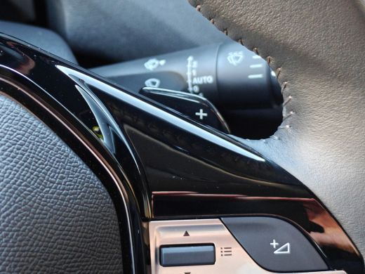 Peugeot 308 1.6 Plug-in Hybrid 180 Allure Avantage | 7,4 kW lader | Achteruitrijcamera | Apple Carplay/Androi... ActivLease financial lease