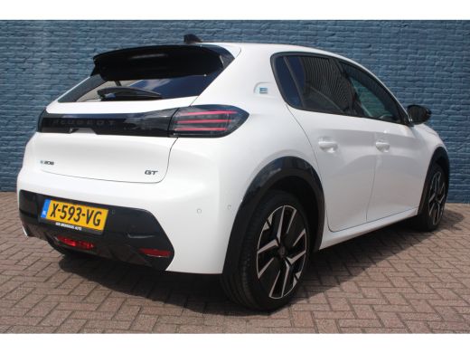 Peugeot e-208 EV GT 51 kWh | Nieuw model | Navigatie | Camera | Stoelverwarming | Adaptieve cruise | Fase 3 | B... ActivLease financial lease