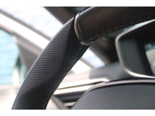 Peugeot e-208 EV GT 51 kWh | Nieuw model | Navigatie | Camera | Stoelverwarming | Adaptieve cruise | Fase 3 | B... ActivLease financial lease