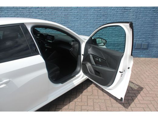 Peugeot e-208 EV GT 51 kWh | Nieuw model | Navigatie | Camera | Stoelverwarming | Adaptieve cruise | Fase 3 | B... ActivLease financial lease