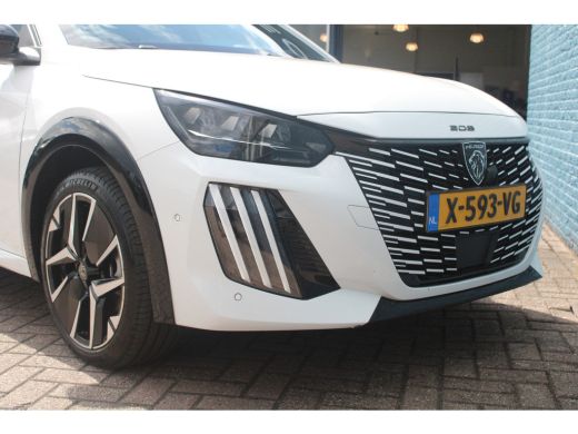Peugeot e-208 EV GT 51 kWh | Nieuw model | Navigatie | Camera | Stoelverwarming | Adaptieve cruise | Fase 3 | B... ActivLease financial lease