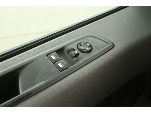 Peugeot Expert 2.0 BlueHDI L3H1 | 177PK | Automaat | 360 Camera | Carplay | Cruise | Airco | LED | Navi | PDC ActivLease financial lease