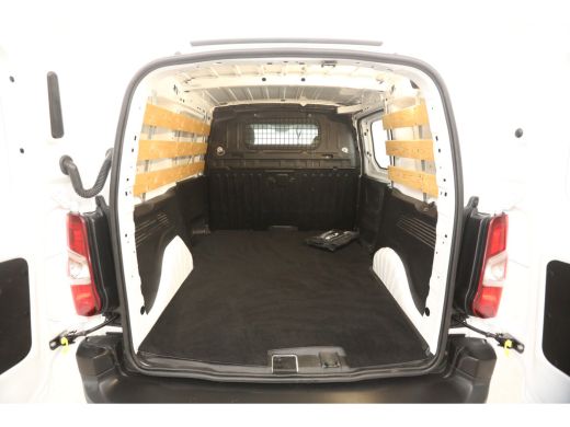 Peugeot Partner 1.2 PureTech | 111PK | Benzine | Airco | Cruise | Carplay | Navigatie | Parkeersens. ActivLease financial lease