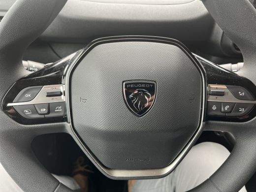 Peugeot Partner 136 L2 50 kWh | Navi | 360 Camera | PDC voor en achter | | 11 kW lader | Achterdeuren zonder ruit... ActivLease financial lease