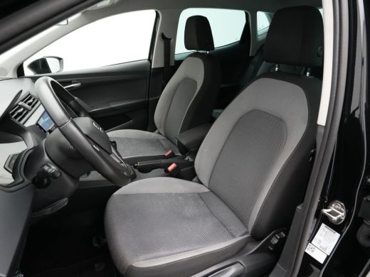 Seat Ibiza 1.0 TSI 95pk Style Business Intense Clima Navigatie Privacyglas Carplay Camera 17" velgen 321 ActivLease financial lease