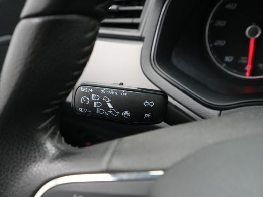 Seat Ibiza 1.0 TSI 95pk Style Business Intense Clima Navigatie Privacyglas Carplay Camera 17" velgen 321 ActivLease financial lease