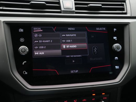 Seat Ibiza 1.0 TSI 95pk Style Business Intense Clima Navigatie Privacyglas Carplay Camera 17" velgen 321 ActivLease financial lease