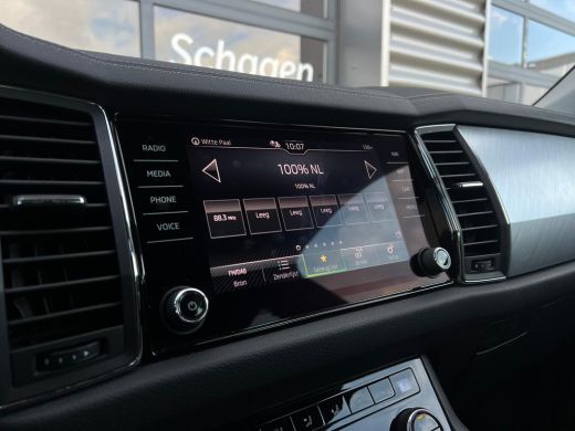 Skoda Kodiaq 1.5 TSI Business Edition 7-DSG Trekhaak | Stoel verwarming V+A | A-uitrijcamera | ActivLease financial lease