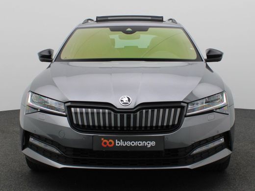 Skoda Superb Combi 1.4 TSI iV Sportline Business 218PK DSG Pano-Schuifdak, Adaptieve Cruise Controle, 360gr. C... ActivLease financial lease