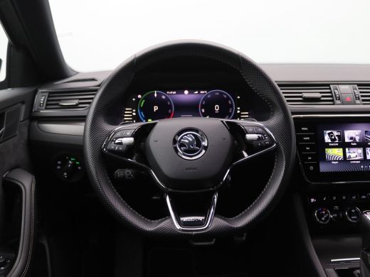 Skoda Superb Combi 1.4 TSI iV Sportline Business 218PK DSG Pano-Schuifdak, Adaptieve Cruise Controle, 360gr. C... ActivLease financial lease