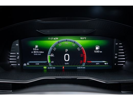 Skoda Superb Combi 1.5 TSI ACT 150PK DSG Business Edition Plus | Achteruitrijcamera | Cruise control adaptief ... ActivLease financial lease
