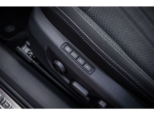 Skoda Superb Combi 1.5 TSI ACT 150PK DSG Business Edition Plus | Achteruitrijcamera | Cruise control adaptief ... ActivLease financial lease