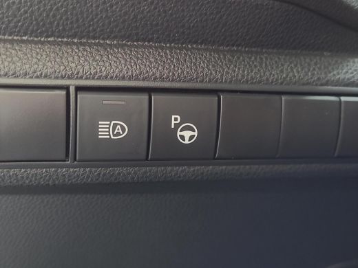 Toyota Corolla Touring Sports 2.0 Hybrid Executive | Apple CarPlay | Blindspot | Head Up | Parkeersensor | Rijklaarprijs incl. ... ActivLease financial lease