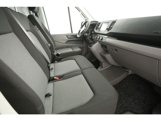 Volkswagen Crafter 2.0 TDI 177PK | Bakwagen L4.52m | Zijdeur | Laadklep |  Airco | Camera | Cruise | 3 Persoons | Ca... ActivLease financial lease