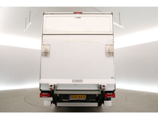 Volkswagen Crafter 2.0 TDI 177PK | Bakwagen L4.52m | Zijdeur | Laadklep |  Airco | Camera | Cruise | 3 Persoons | Ca... ActivLease financial lease