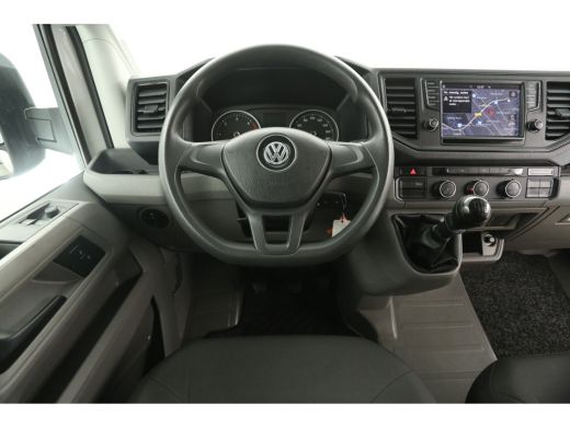 Volkswagen Crafter 2.0 TDI 177PK | Bakwagen L4.52m | Zijdeur | Laadklep |  Airco | Camera | Cruise | 3 Persoons | Ca... ActivLease financial lease