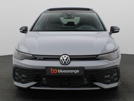 Volkswagen Golf 1.5 eHybrid GTE 272PK DSG Trekhaak wegklapbaar, Head-up Display, Panoramadak, Area View, 18" Cata... ActivLease financial lease